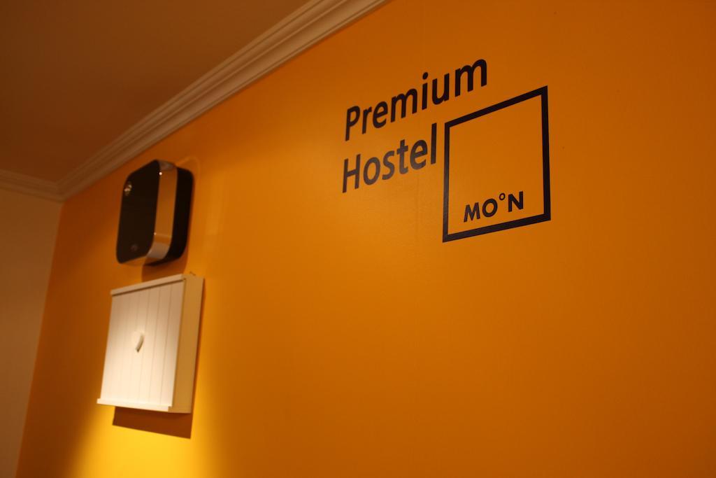 Hostel Moon *