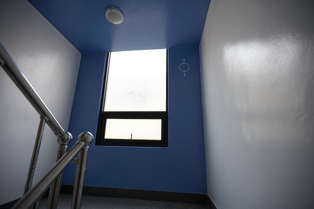 Moon Hostel *